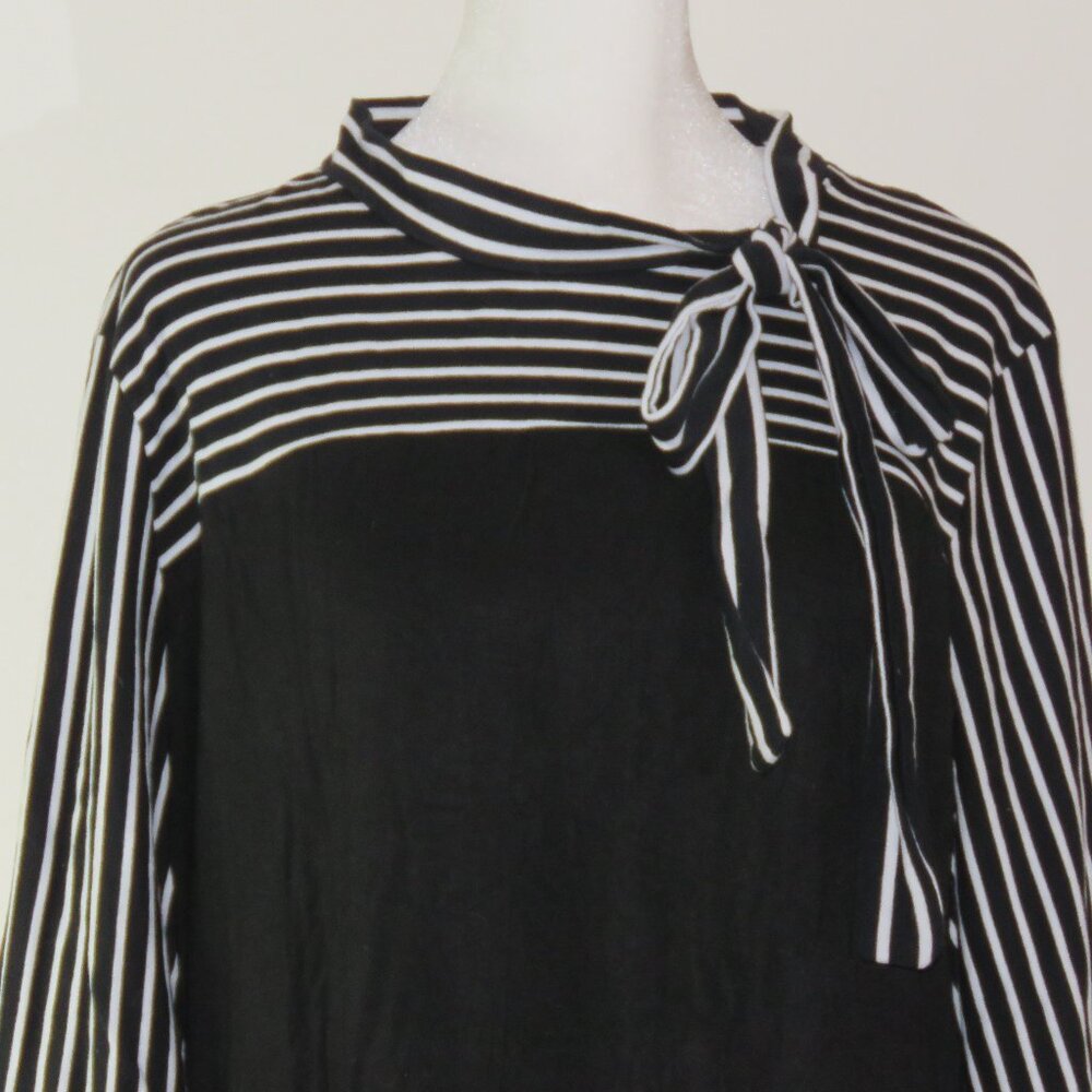 In'Voland Black & White Striped Long-Sleeve Pullover Front Tie Top Size 16W